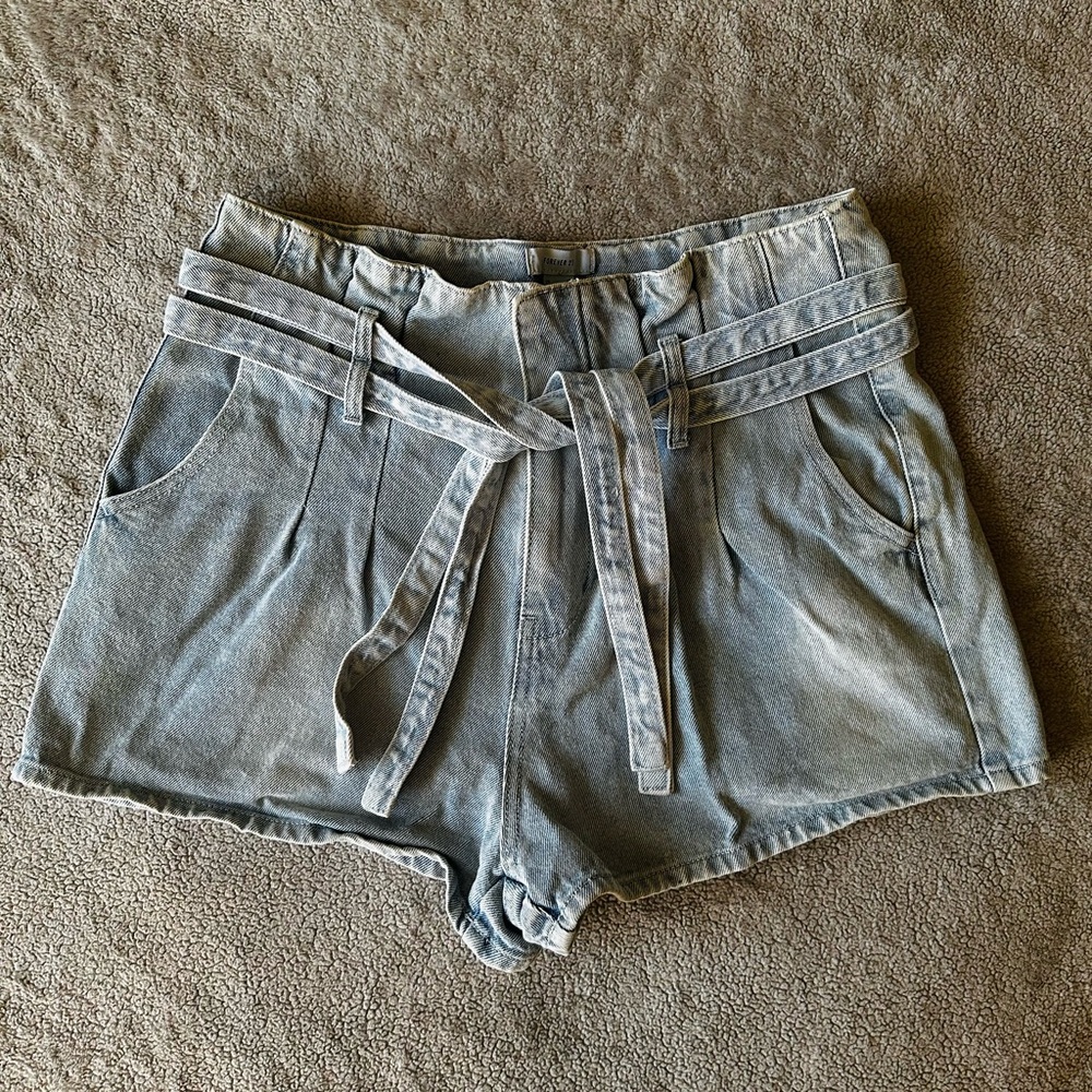 Forever 21 High Waist Denim Shorts with Belt - Size 28